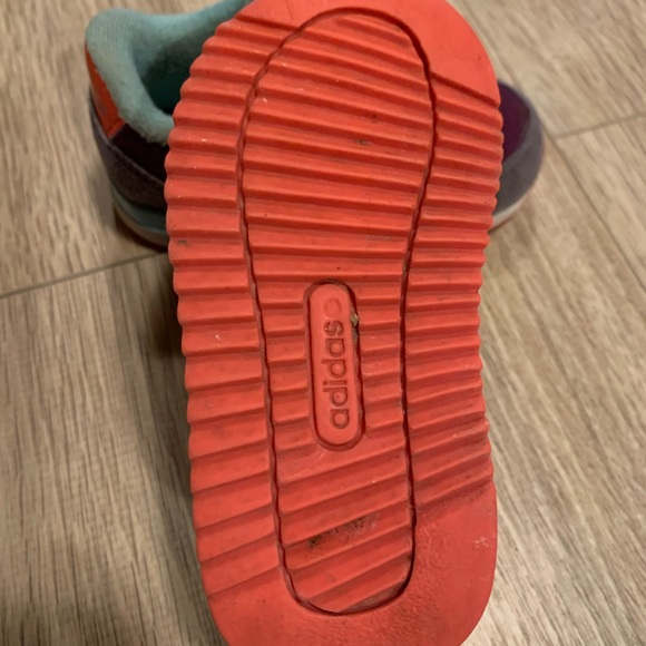 Adidas Toddler Shoe - Picture 5 of 7
